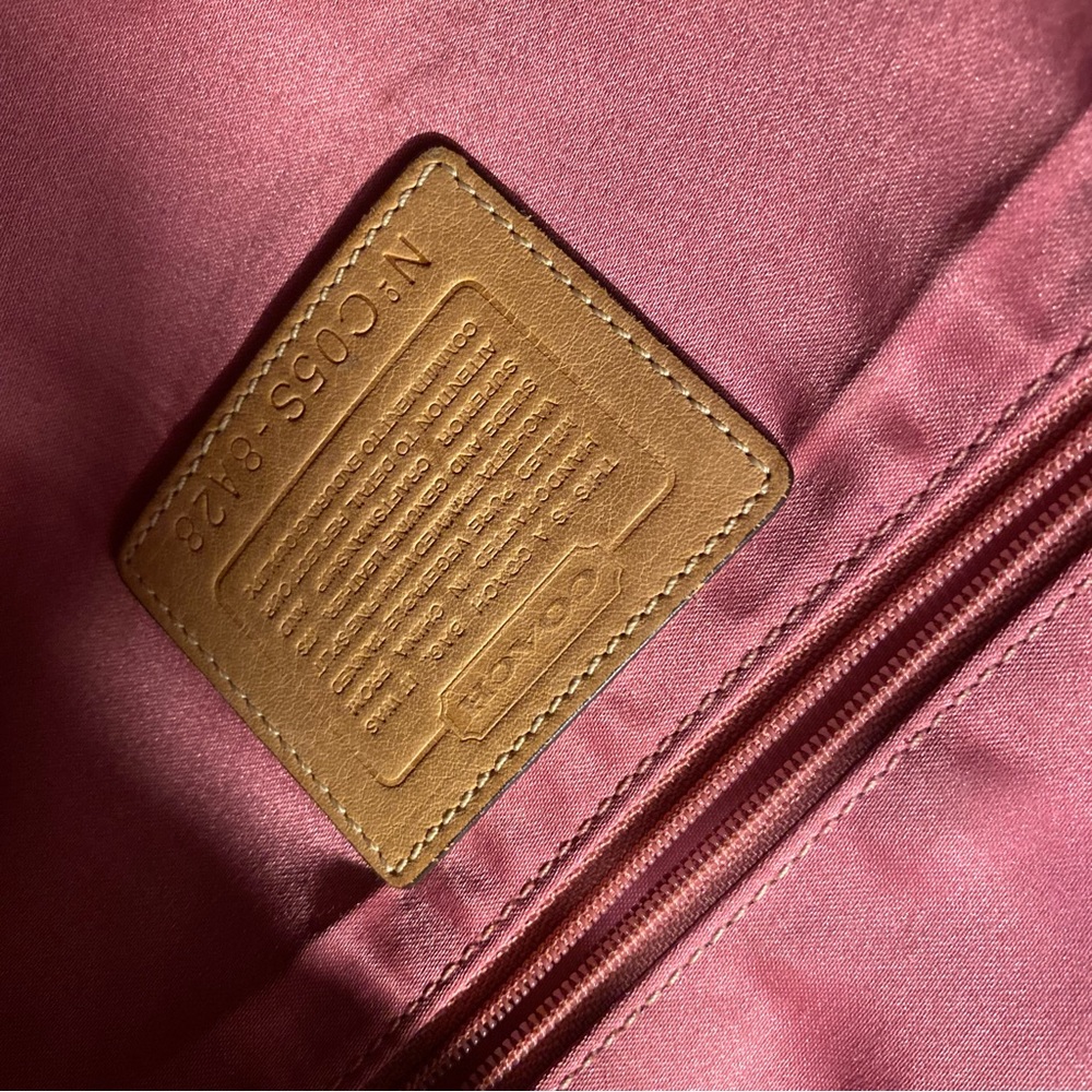 Coach vintage leather bag with crystals and rivets. - Picture 4 of 5